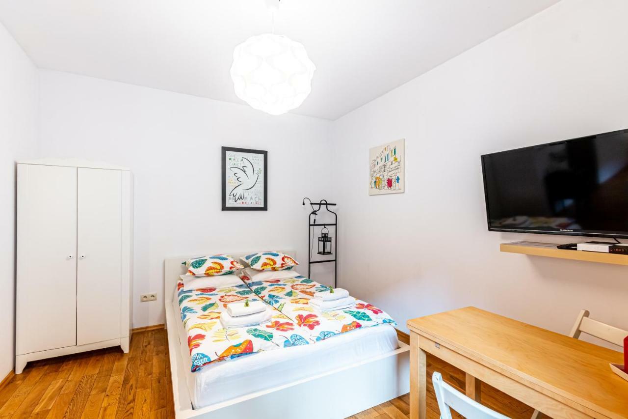 Happyguests Apartments Krakau Buitenkant foto